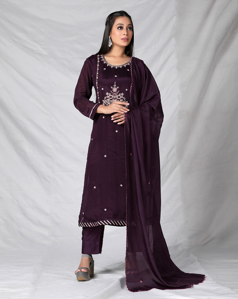 Salwar Suit Design for Girl Latest