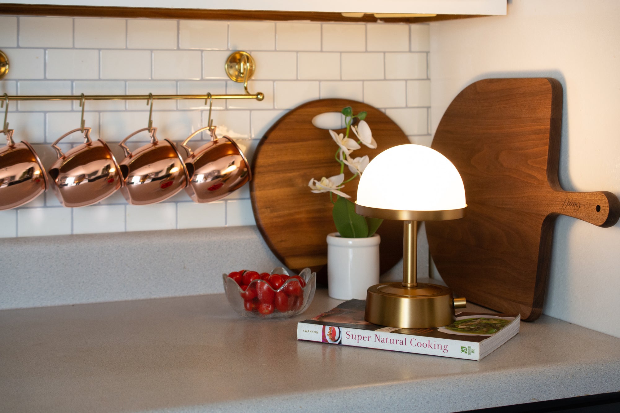 kitchen wall lamp with cord