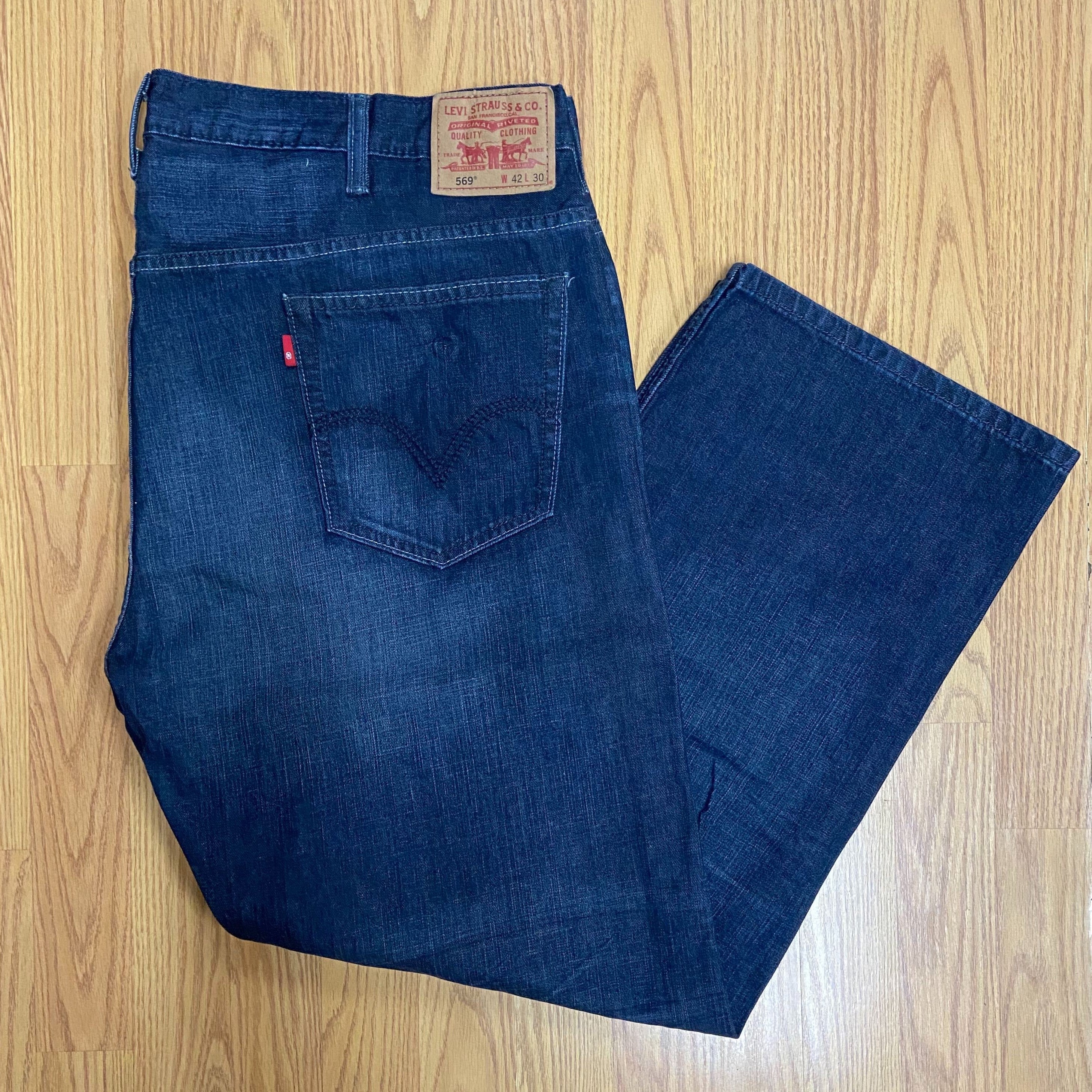569 Levi's Dk Blue Denim Pants - Craze Fashion