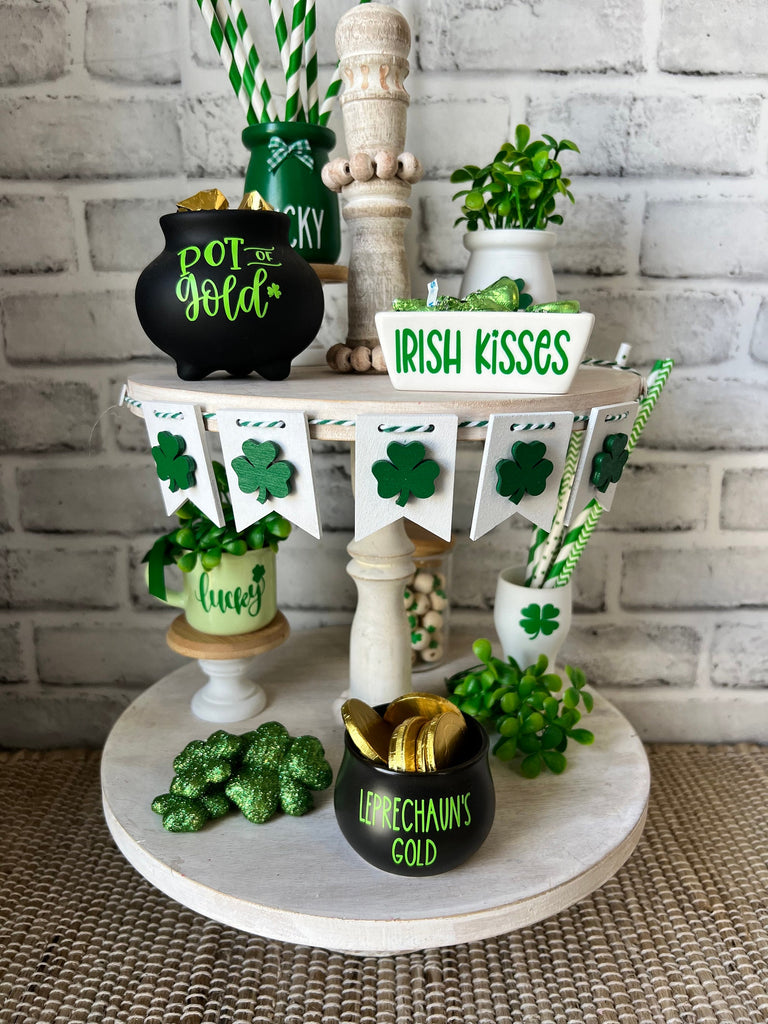 St. Patrick's Day Tray with Decorations