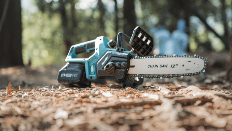 How Long Does A Battery Chainsaw Last?