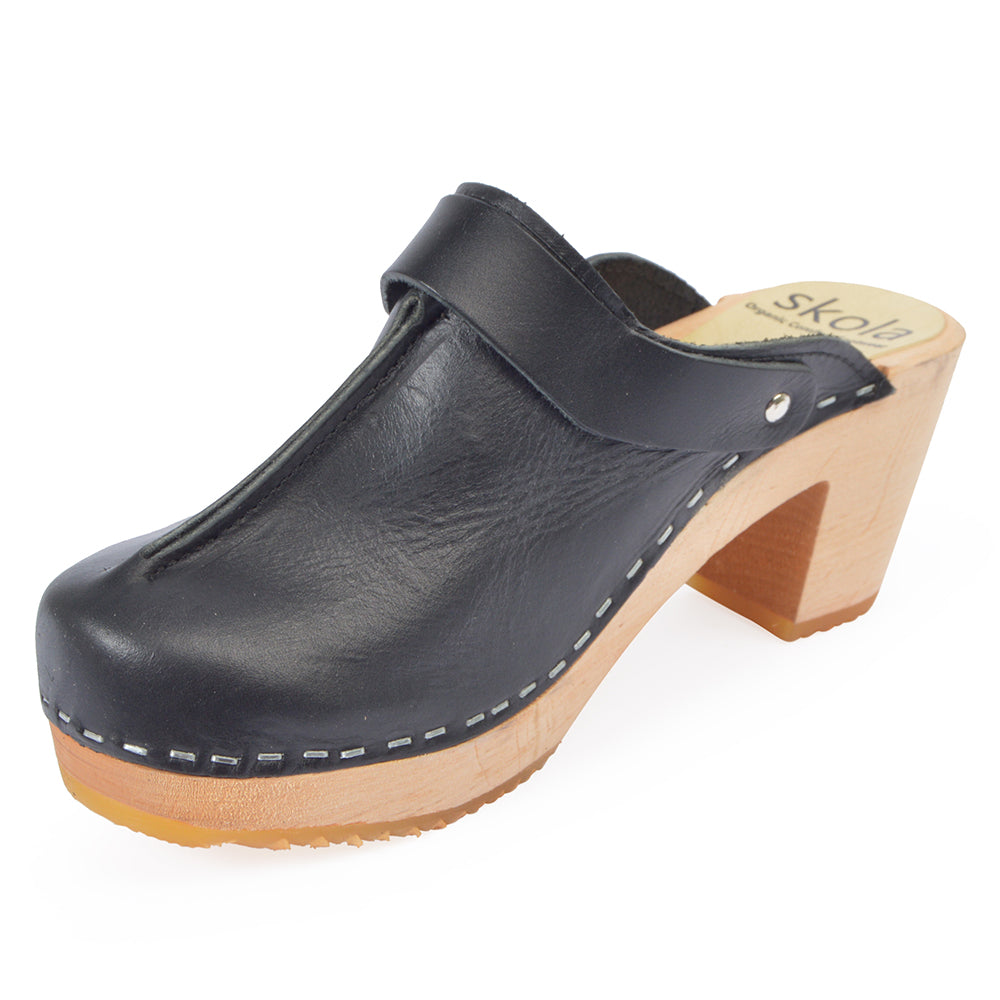 Skola Women's Isabelle Clog – Kemel Imports