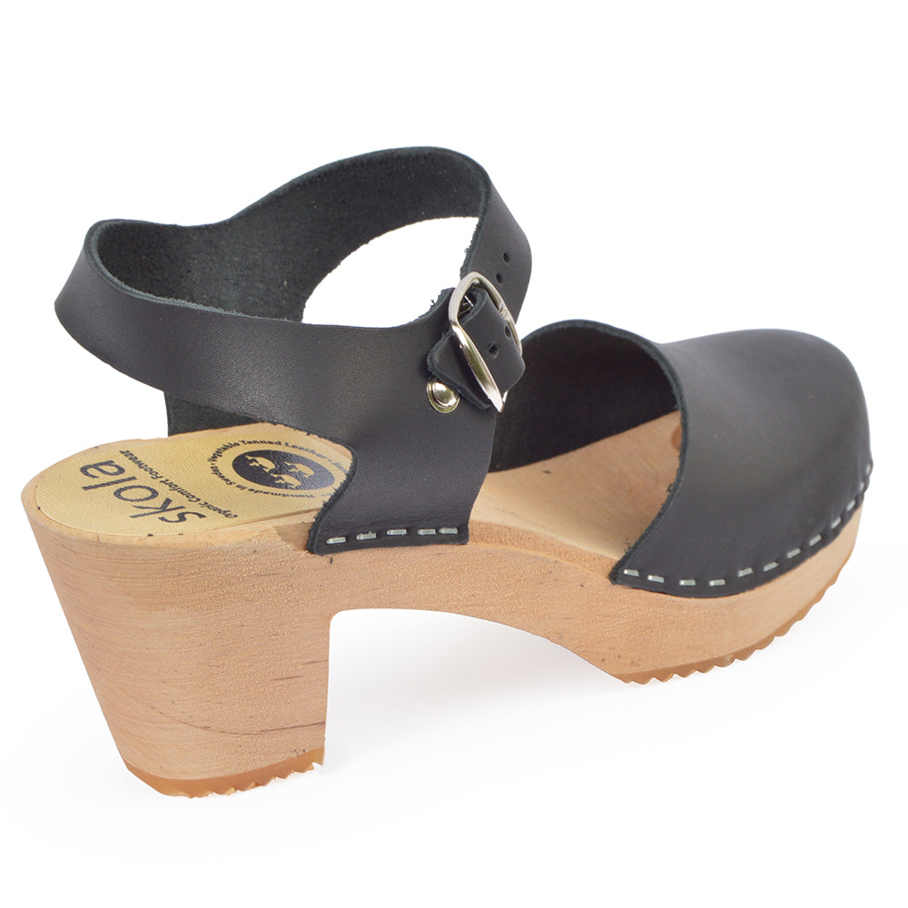 skola clogs