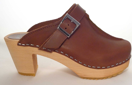 skola clogs