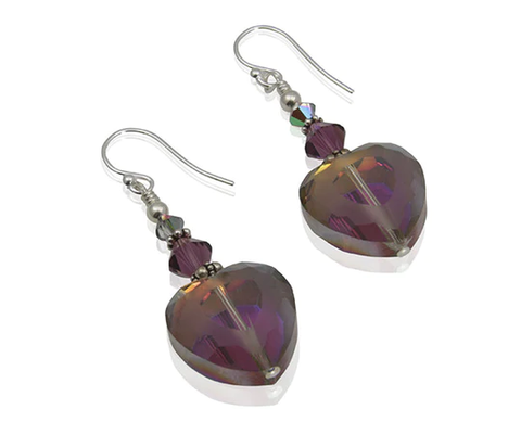  Heart-shaped custom beaded earrings 
