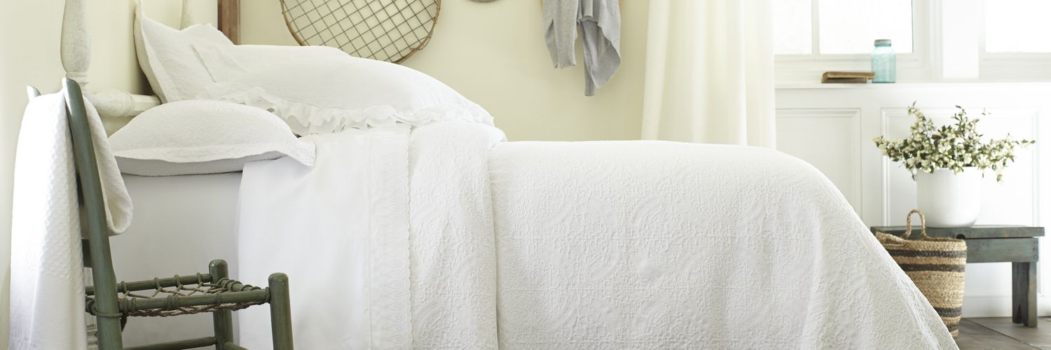 Peacock Alley Ivory Soprano Trim Sateen Sheet Set -California King