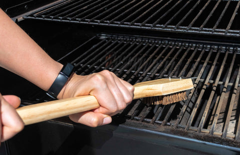What Brush Should You Choose to Clean your Barbecue?