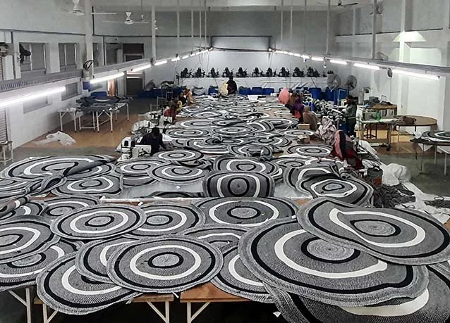 Inside of Rramsha Decor 5.webp__PID:422211f4-243c-4024-b04a-c71ed154a78b