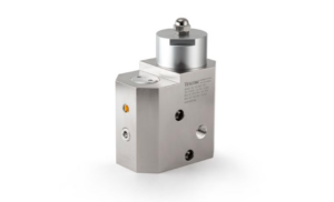 The TESCOM HV-3500 Series Two-Stage Pressure-Reducing Regulator is specially designed for use onboard industrial and commercial hydrogen fuel cell vehicles. The HV-3500 allows manufacturers to maximize fuel efficiency and keep fleets on the road for longer distances. (Image courtesy of Emerson)