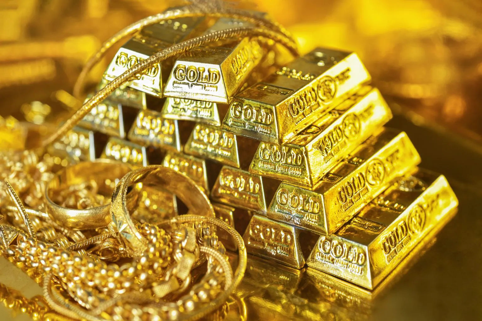https://cdn.shopify.com/s/files/1/0827/6344/8616/files/GOLD.webp?v=1750408417