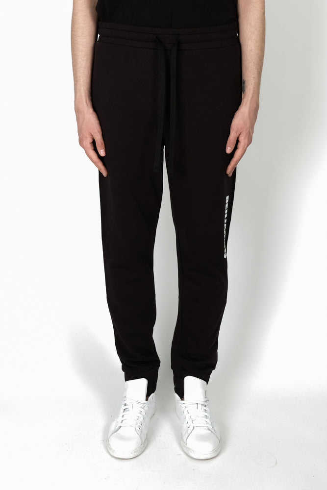 Les Benjamins Anatjari Sweatpants In Black - CNTRBND