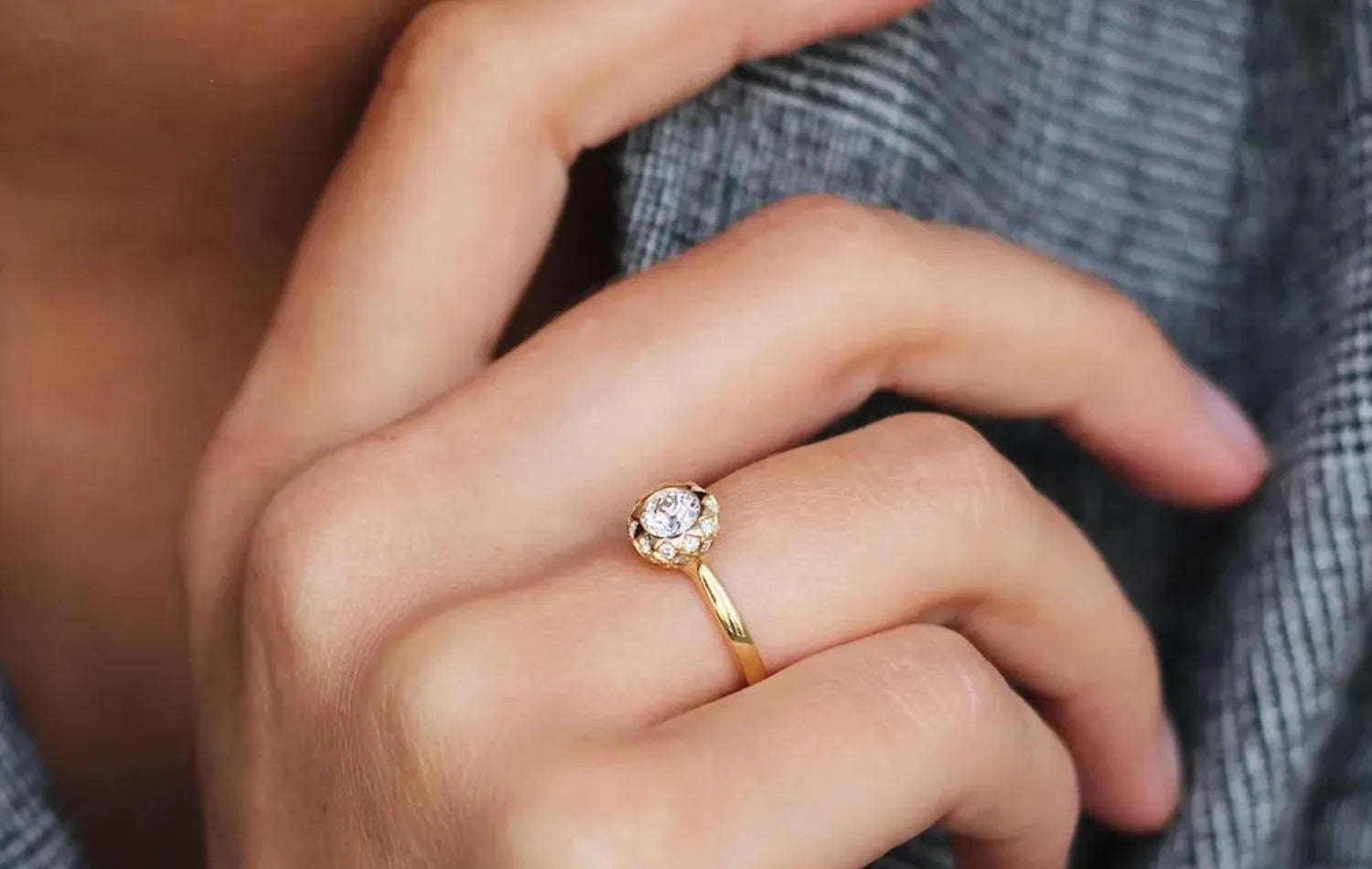Halo Engagement Rings Img