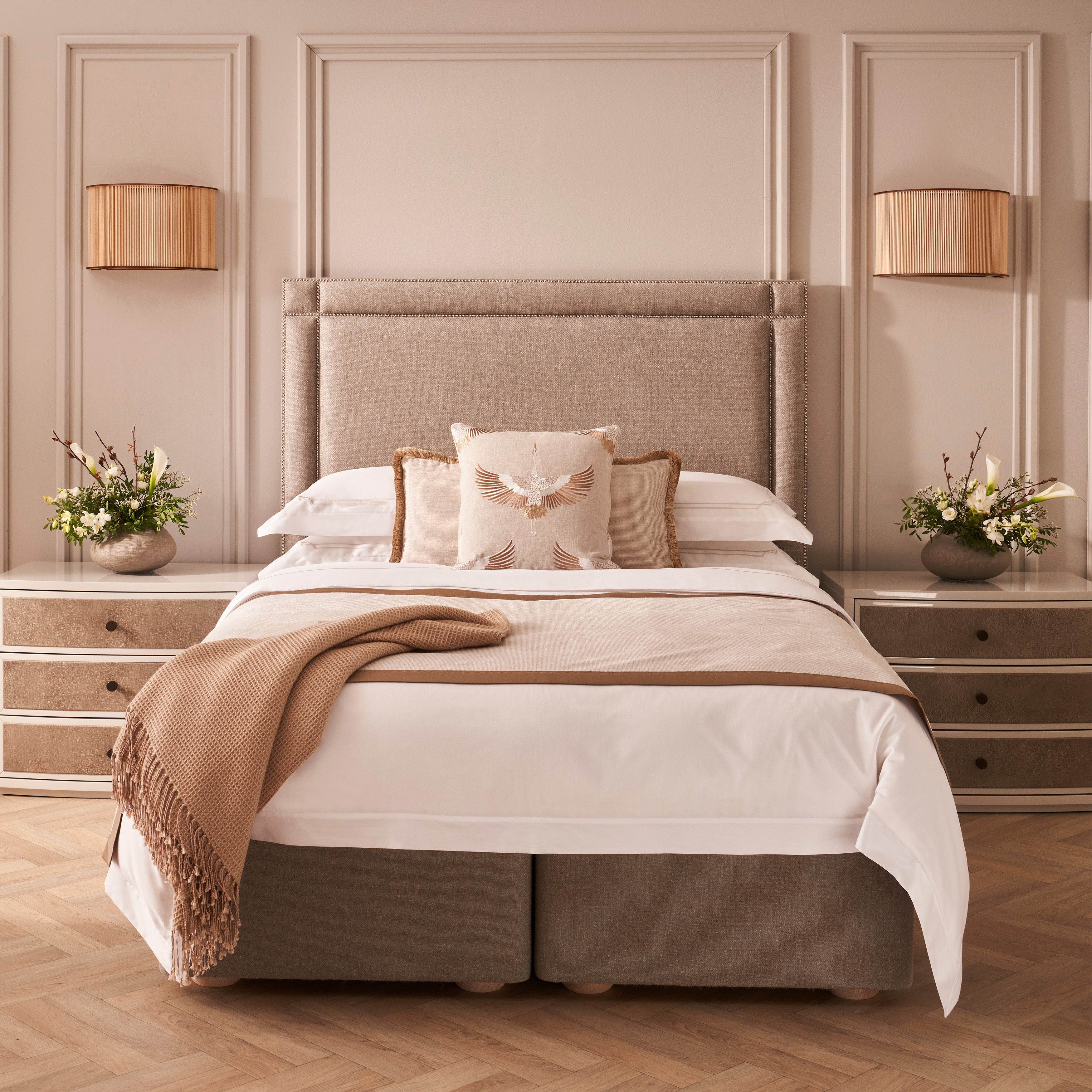Pearl Duo Duvet Cover Carousel Item 1