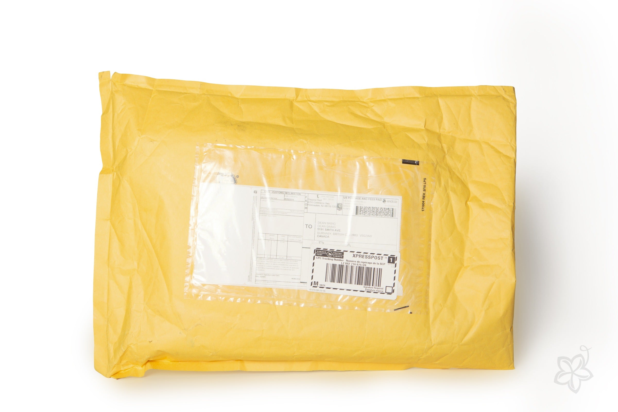 Discreet Packaging Shipping And Billing Cum Splash