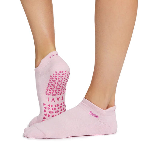 BARBIE Kai Grip Socks -Tavi Active- simplyWORKOUT – SIMPLYWORKOUT