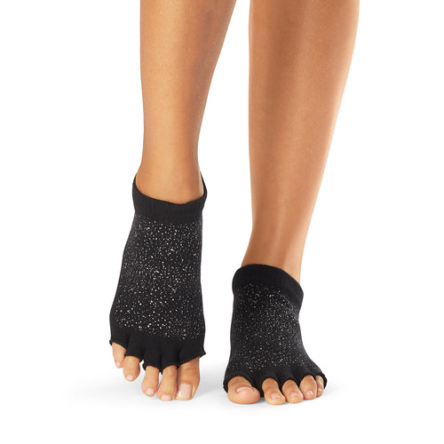 ToeSox Half Toe Low Rise Grip socks