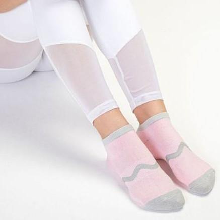 Classic Low Rise Grip Socks - Boho Ruffle Blue – MoveActive USA