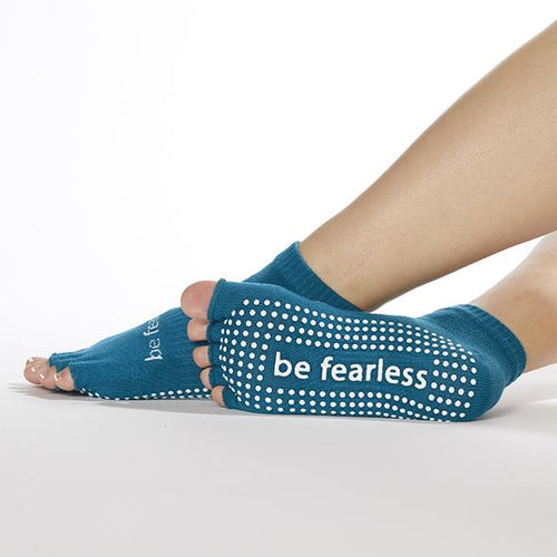 Be Fearless Black White Grip Socks - Sticky Be - simplyWORKOUT