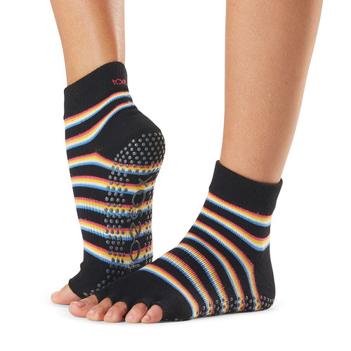 Toesox For Women Pilates Barre And Yoga Socks Simplyworkout 5305