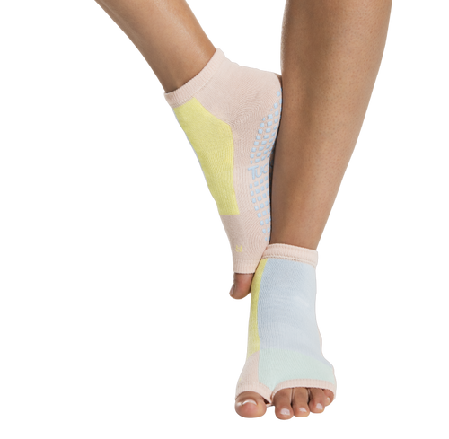 Anklet Grip Socks Ultraviolet Zebra - Tucketts - simplyWORKOUT