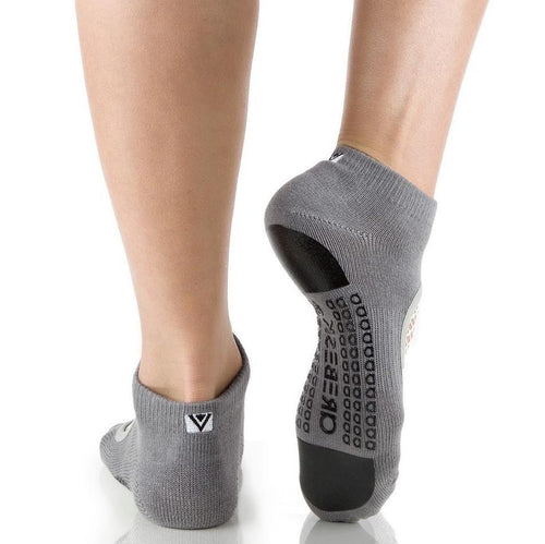 BARRE + PILATES SHASHI Lace Up Grip Socks – SIMPLYWORKOUT