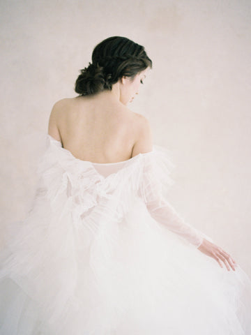 Portrait of a beautiful bride. Lace dress. Wedding hairstyle and makeup.  Bright lip color. Flowers on the side. Romantic atmosphere of the bride's  Stock Photo - Alamy