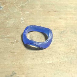 Chia Jewelry訂製k金婚戒對戒，以函數為主題的簡約婚戒設計，手工雕刻模型