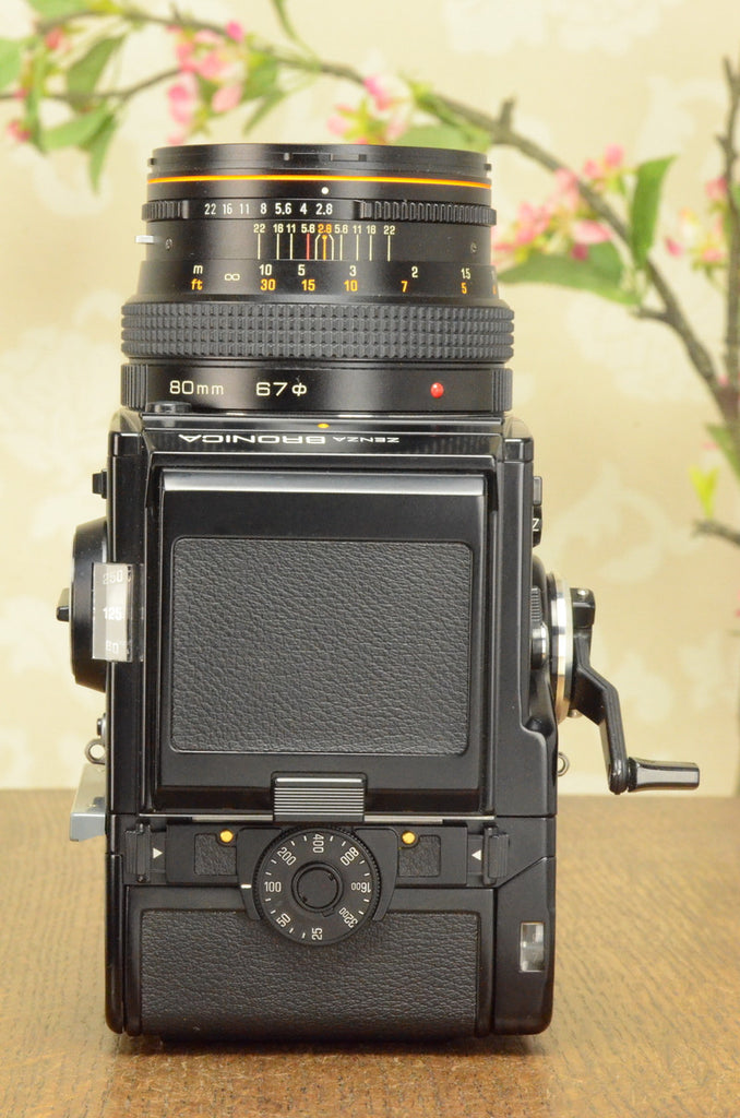 MINT! 6x6 Zenza Bronica SQ-A, complete with 80mm lens & 120 film back