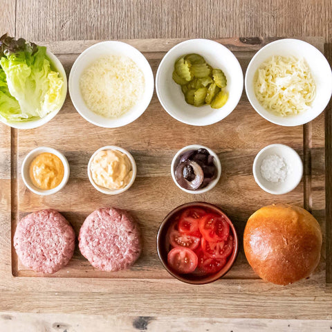 Hamburger ingredients and toppings