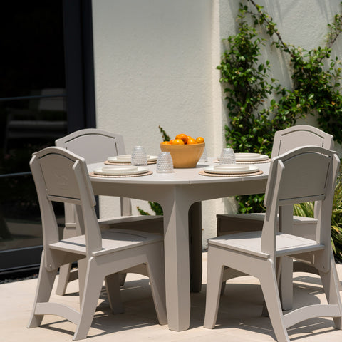 Outdoor dining table by Ledge