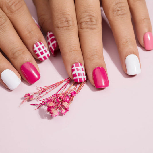 Oh So Pretty Pink! Presson Nails Set