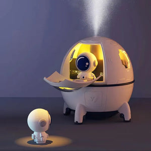 USB Astronaut Air Humidifier with LED Light - Luxe Lifestyle Store