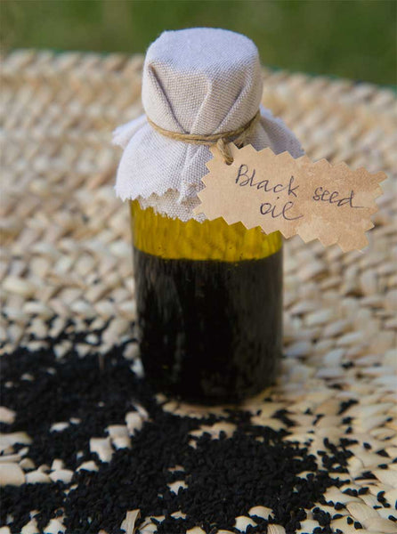 Black Seed Oil Benefits For Skin, How To Apply, & Side Effects