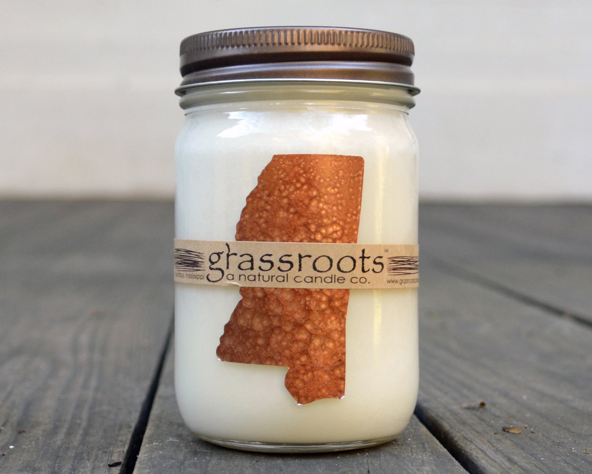 Mississippi | 100% soy wax & essential oil candle | Home Line | 12oz.