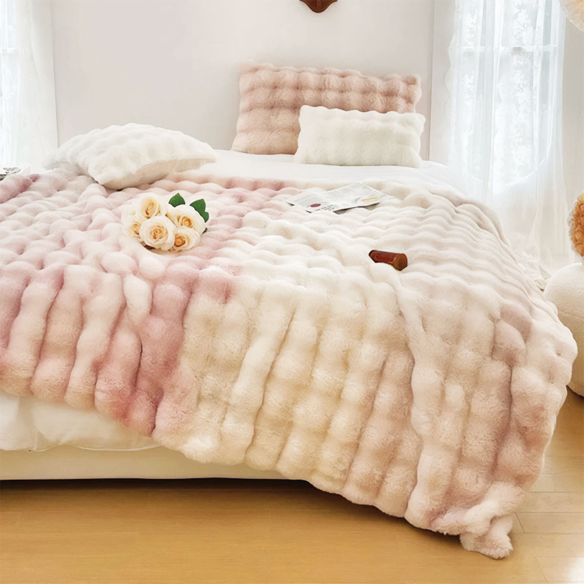 Gradient Plush Blanket