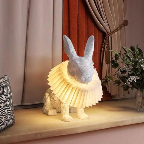 Lampe de table en résine lapin 3