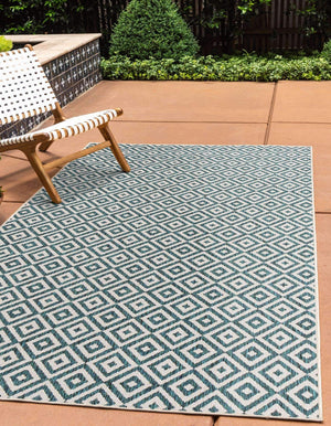 Unique Loom Outdoor Collection Area Rug - Costa Rica (7' 1" x 10' Rectangle, Teal/ Ivory) - 104691