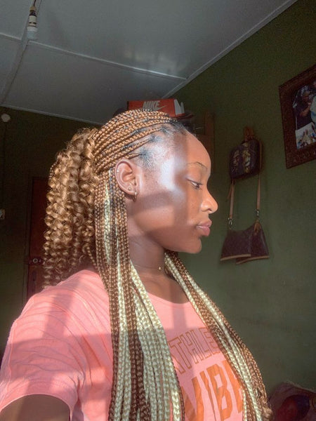 Small Knotless Braids with Peek-a-Boo Highlights