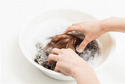 soaking the gluless wigs