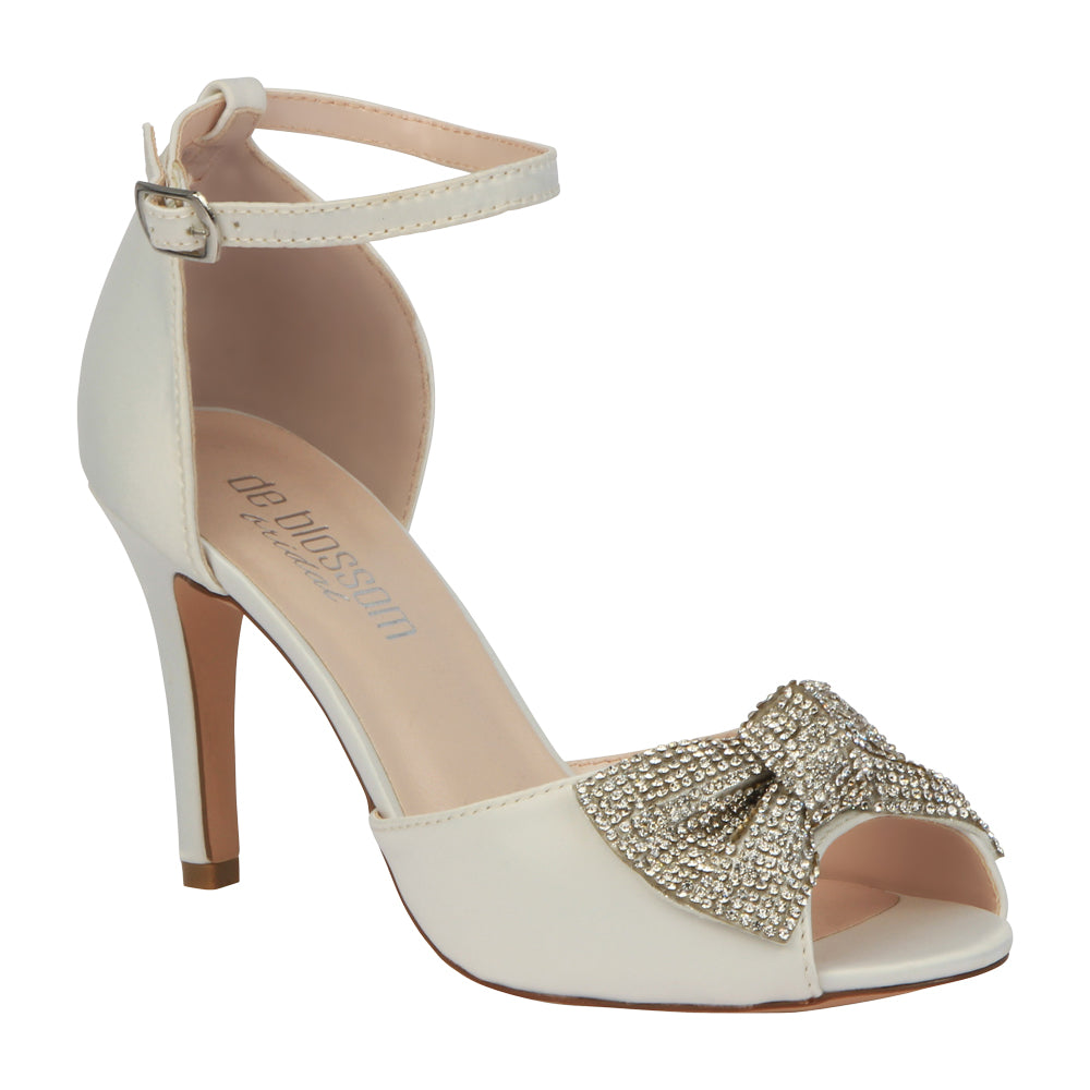 ivory heels closed toe