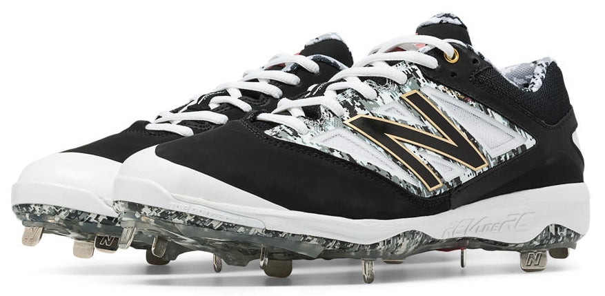 New balance baseball cleats shop dustin pedroia