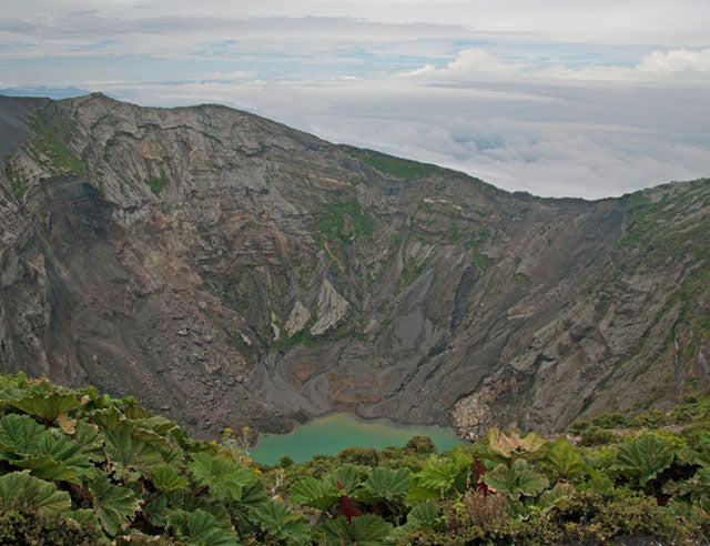 TURRIALBA VOLCANO ERUPTS!