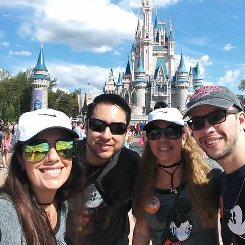 disney world, orlando, latino