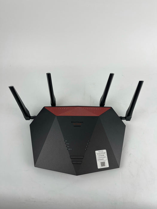 NETGEAR Nighthawk Pro Gaming 6-Stream WiFi 6 Router (XR1000) - AX5400 Wireless Speed (up to 5.4Gbps) | DumaOS 3.0 Optimizes Lag-Free Server Connections | 4 x 1G Ethernet and 1 x 3.0 USB Ports