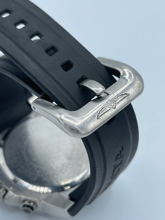 Invicta Men's Pro Diver Stainless Steel Quartz Watch with Polyurethane Strap, Black, 28 (Model: 24668)