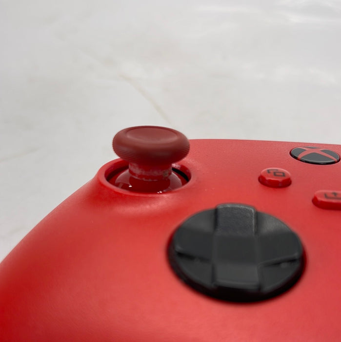 Microsoft - Xbox Wireless Controller - Pulse Red