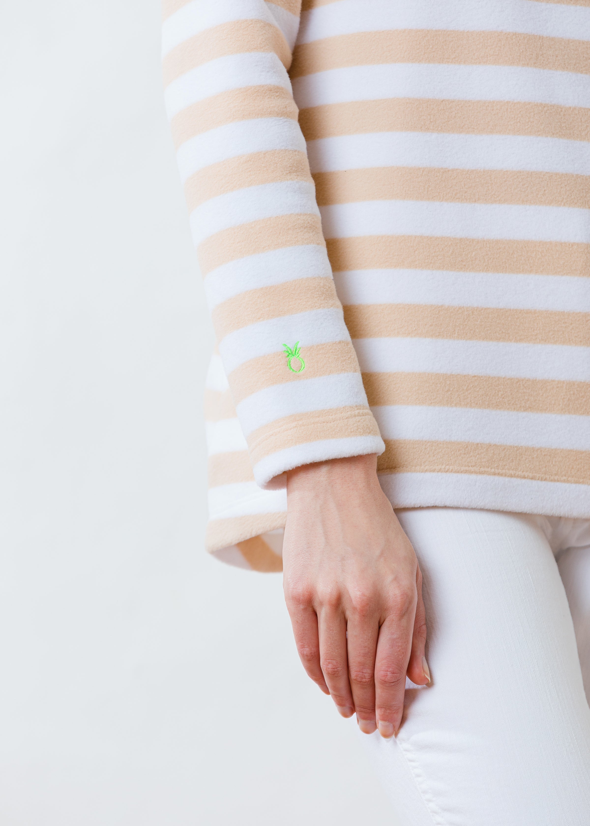 Prospect Pullover in Striped Fleece (Natural Blush / White)