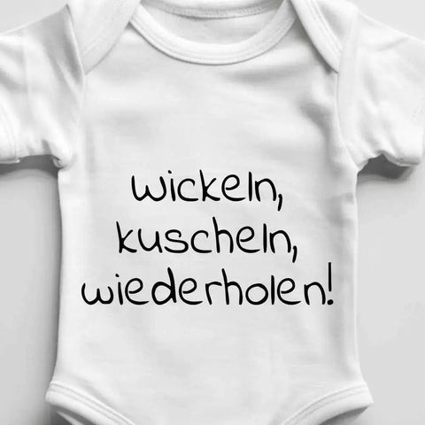 Baby body wickeln kuscheln wiederholen