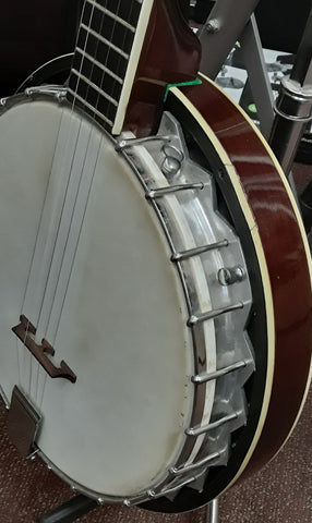 Iida 5 String Banjo w/ chipboard case