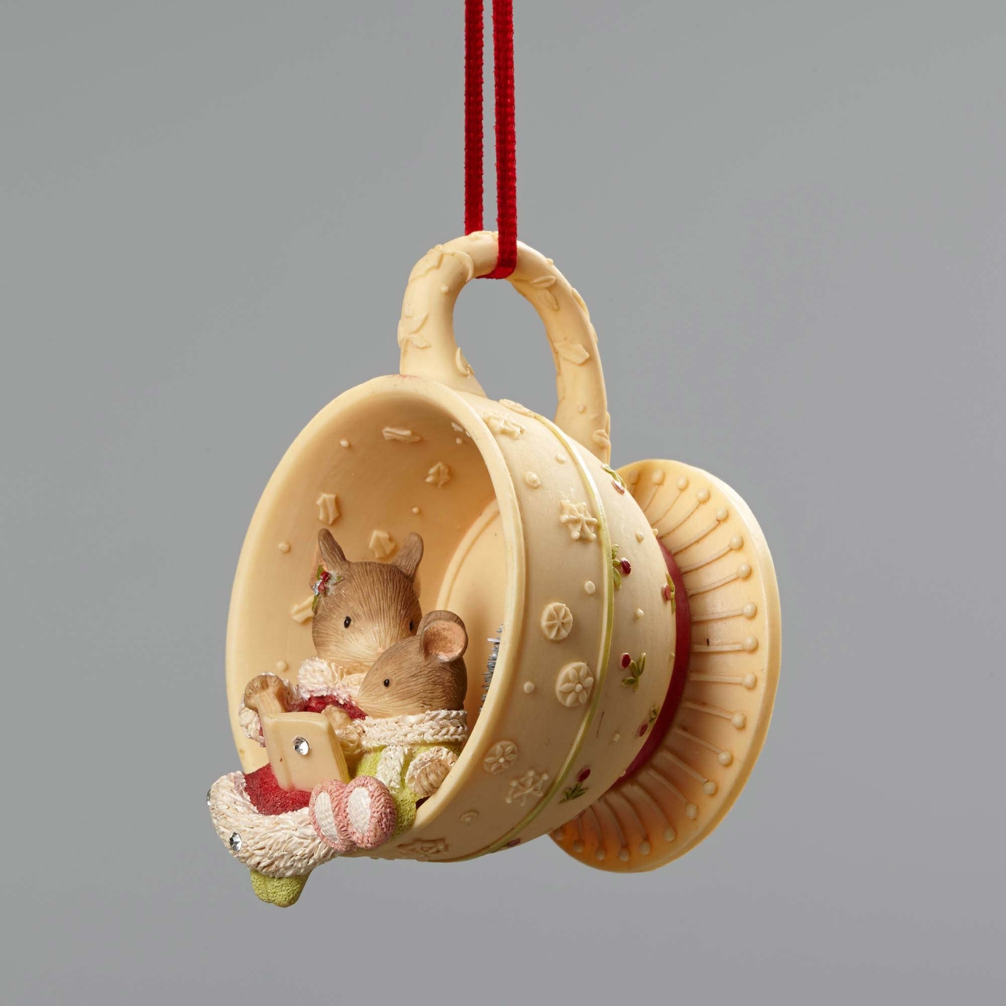 Christmas Mice In Tea Cup Ornament